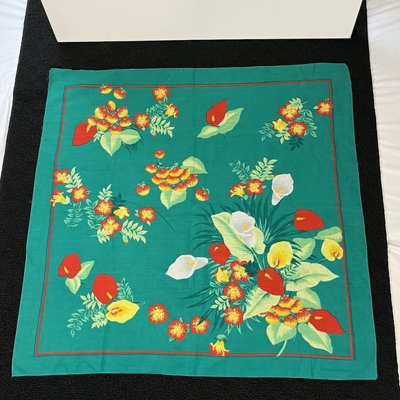 CHRISTIAN DIOR E'Charpes Square Scarf Floral Flowers 29x30 Rare Vintage Trotter - Picture 1 of 7